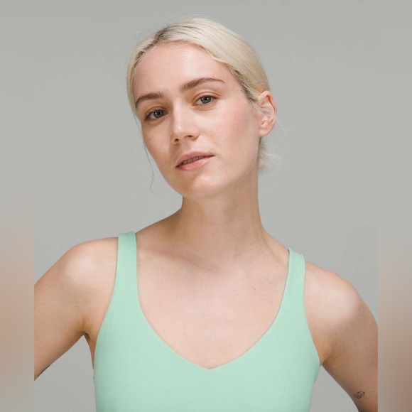 Lululemon NWT Align Tank Waist Length Sz 4 Wild Mint - Picture 4 of 5